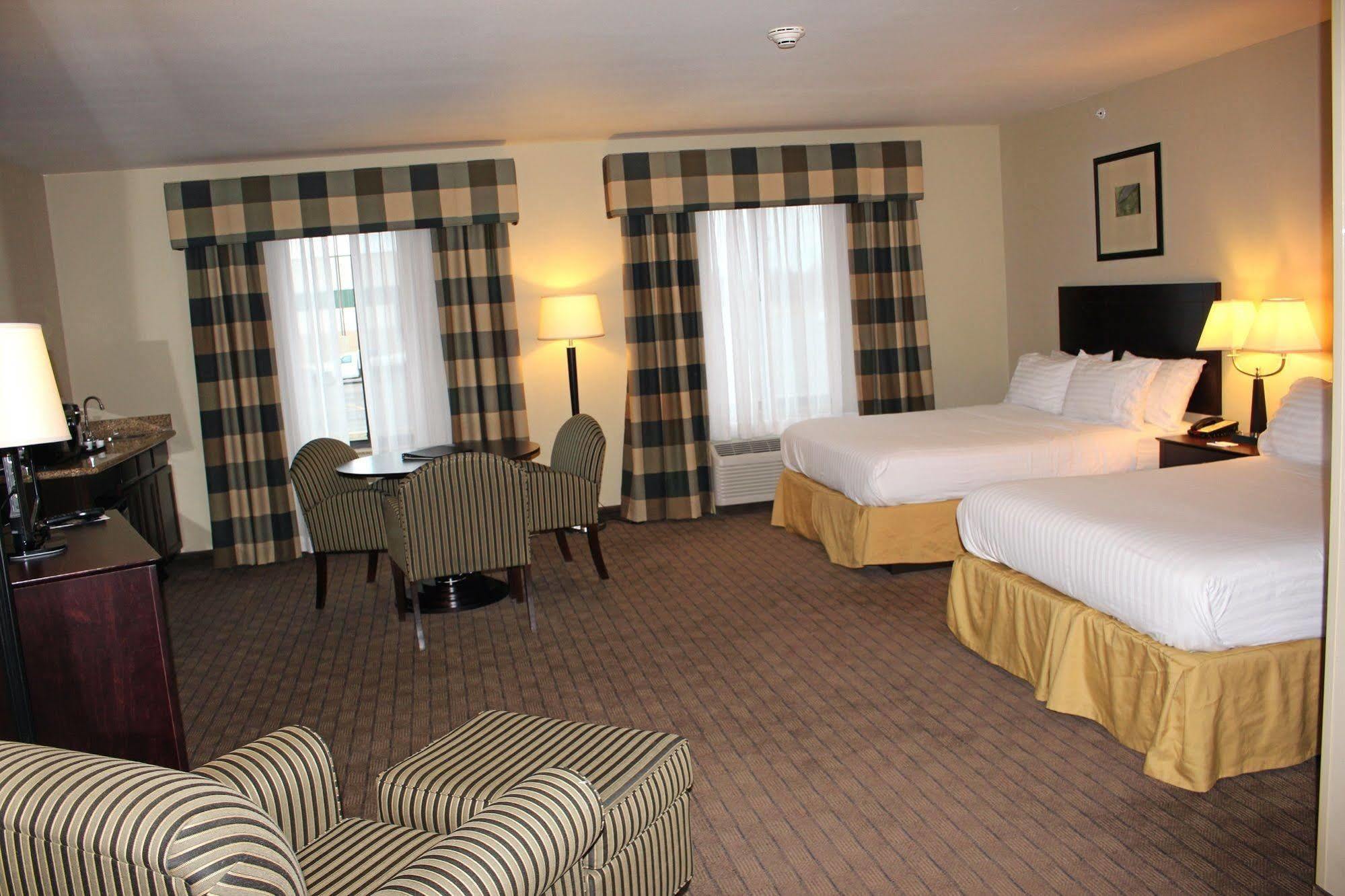Holiday Inn Express Hotel & Suites Syracuse North Airport Area By Ihg Cicero Exterior photo