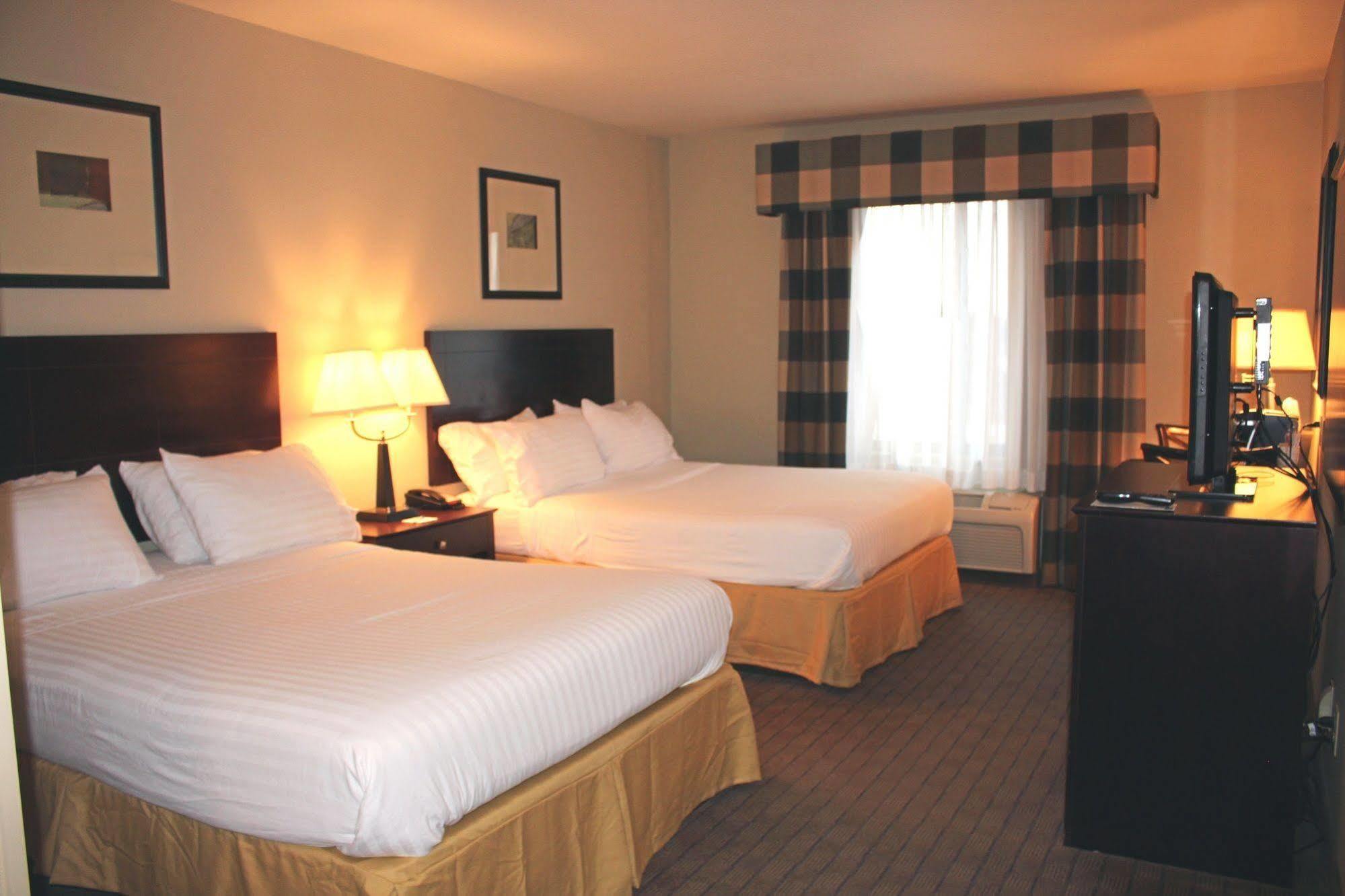 Holiday Inn Express Hotel & Suites Syracuse North Airport Area By Ihg Cicero Exterior photo