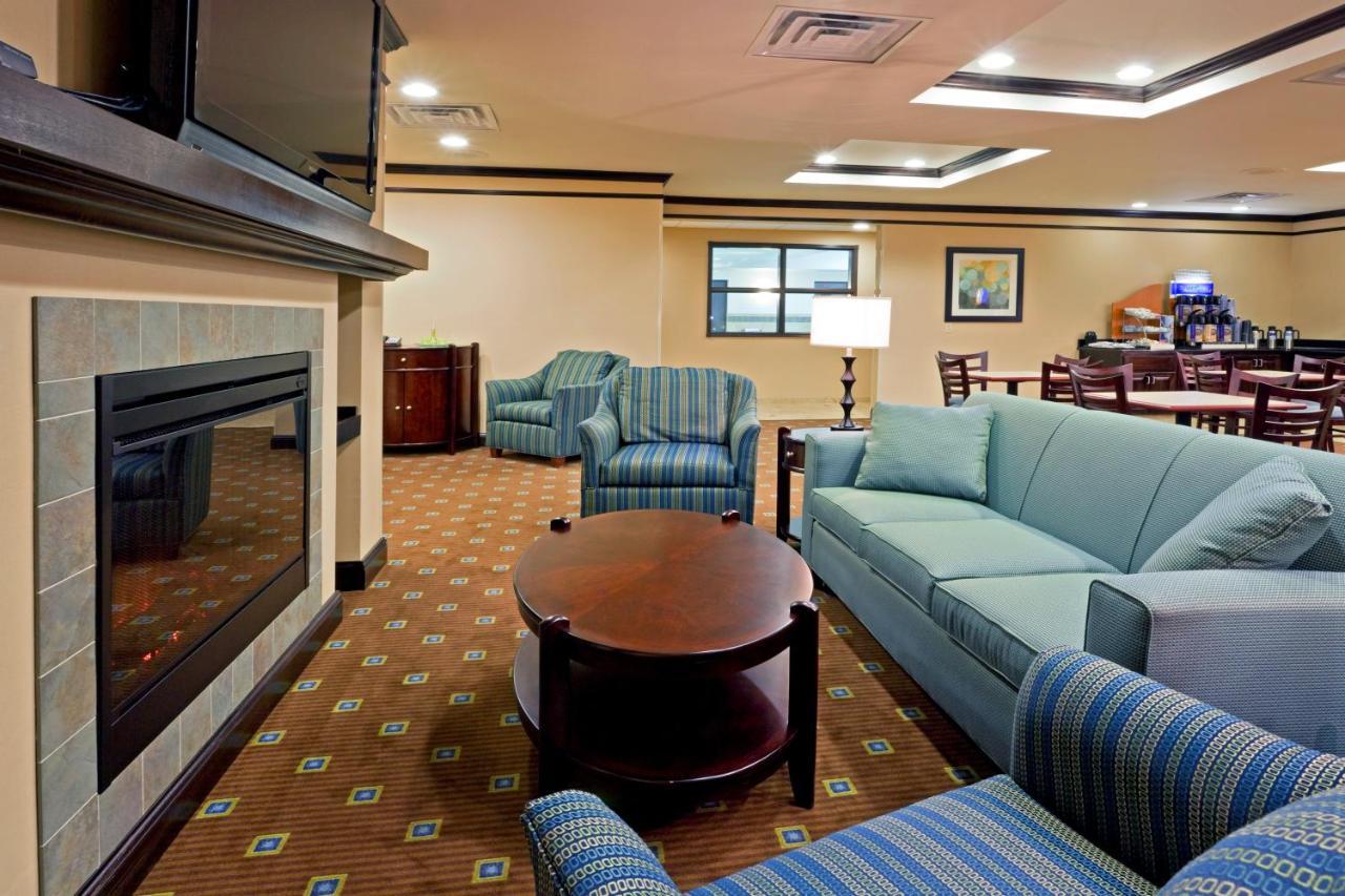 Holiday Inn Express Hotel & Suites Syracuse North Airport Area By Ihg Cicero Exterior photo