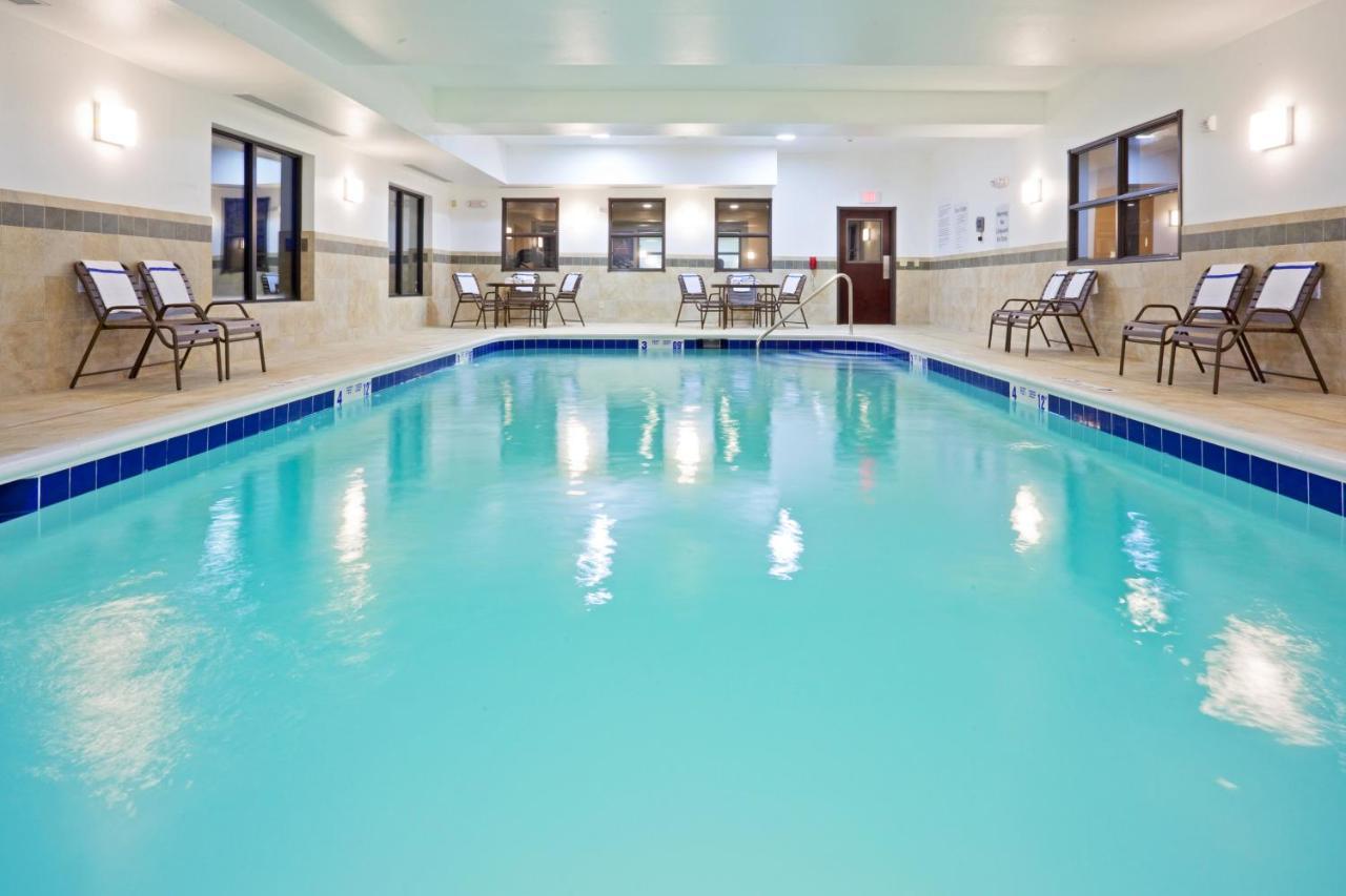 Holiday Inn Express Hotel & Suites Syracuse North Airport Area By Ihg Cicero Exterior photo